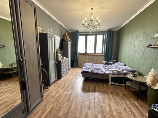 Продам многокомнатную квартиру, Генерала Варенникова (Кузнечики мкр.) ул, 4, Подольск г