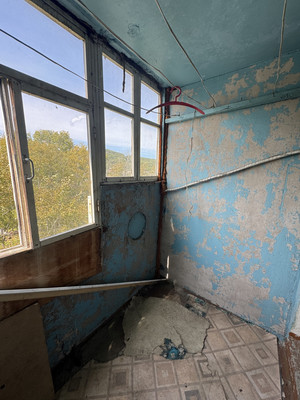 Продам двухкомнатную (2-комн.) квартиру, Тепличная ул, 4, Комсомольск-на-Амуре г