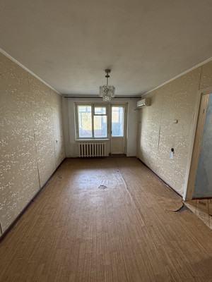 Продам двухкомнатную (2-комн.) квартиру, Тепличная ул, 4, Комсомольск-на-Амуре г