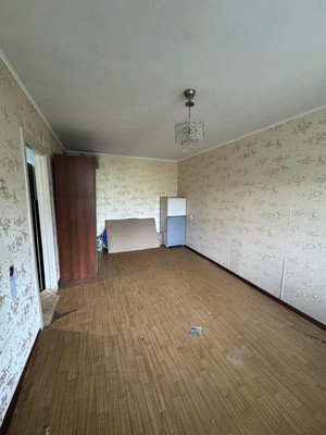 Продам двухкомнатную (2-комн.) квартиру, Тепличная ул, 4, Комсомольск-на-Амуре г