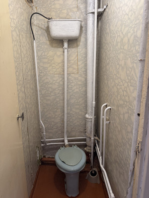 Продам двухкомнатную (2-комн.) квартиру, Тепличная ул, 4, Комсомольск-на-Амуре г