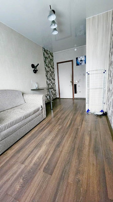 Продам 2-комн. в 3-комн. квартире, Виктора Чечвия ул, 2, Березовский г