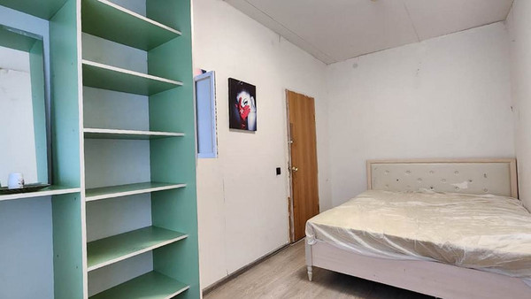 Продам 2-комн. в 3-комн. квартире, Виктора Чечвия ул, 2, Березовский г
