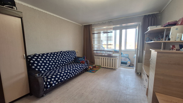 Продам трехкомнатную (3-комн.) квартиру, Деповская ул, 208б, Ишим г