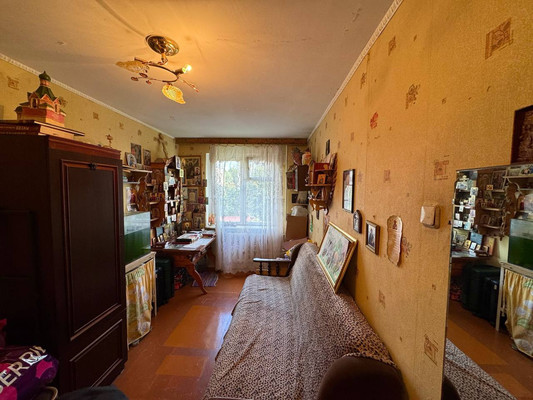 Продам многокомнатную квартиру, Сосновая ул, 10б, Покров с