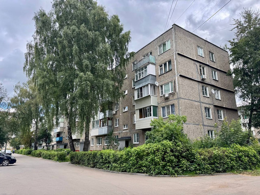 Продам многокомнатную квартиру, Сосновая ул, 10б, Покров с