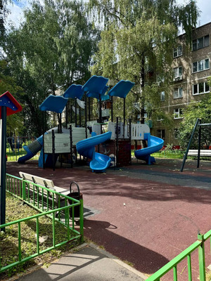 Продам многокомнатную квартиру, Сосновая ул, 10б, Покров с