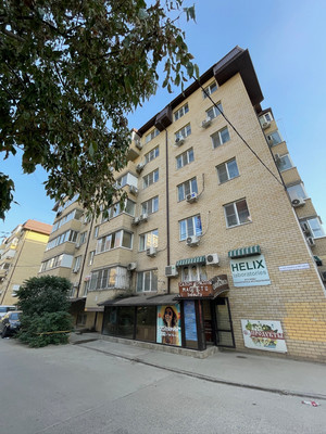 Продам двухкомнатную (2-комн.) квартиру, им. Сергея Есенина ул, 108/7, Краснодар г