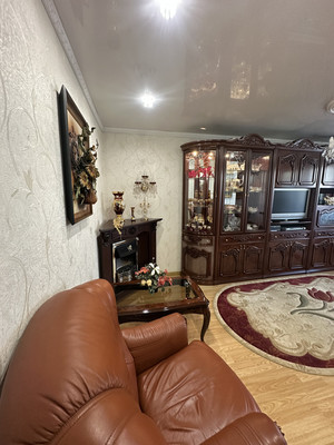 Продам трехкомнатную (3-комн.) квартиру, Баумана ул, 233, Иркутск г