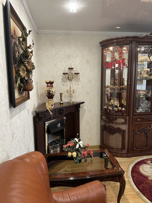 Продам трехкомнатную (3-комн.) квартиру, Баумана ул, 233, Иркутск г