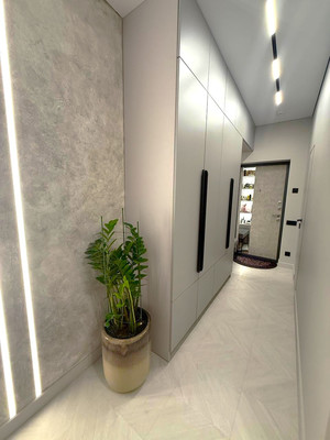 Продам двухкомнатную (2-комн.) квартиру, Молодой гвардии ул, 34, Калининград г