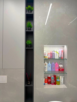 Продам двухкомнатную (2-комн.) квартиру, Молодой гвардии ул, 34, Калининград г