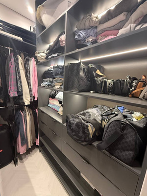 Продам двухкомнатную (2-комн.) квартиру, Молодой гвардии ул, 34, Калининград г