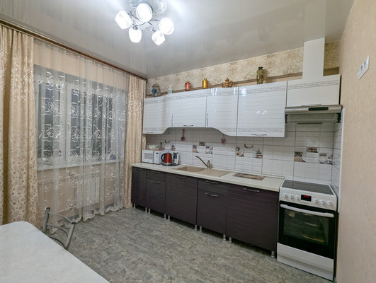 Продам двухкомнатную (2-комн.) квартиру, Можайского ул, 3/2, Иркутск г