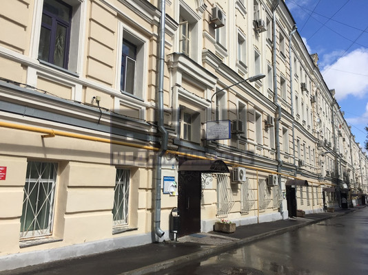 Продам многокомнатную квартиру, Петровка ул, 26с2, Москва г