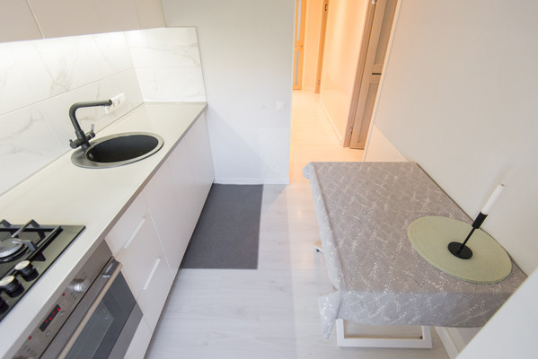 Продам трехкомнатную (3-комн.) квартиру, Михаила Нагибина пр-кт, 37Б, Ростов-на-Дону г