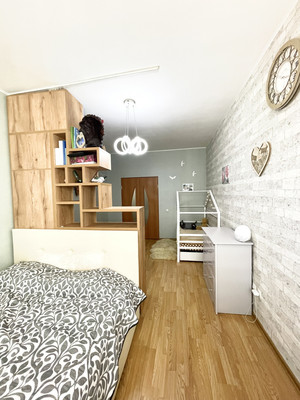 Продам однокомнатную (1-комн.) квартиру, Михневская ул, 8, Москва г