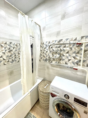 Продам однокомнатную (1-комн.) квартиру, Михневская ул, 8, Москва г