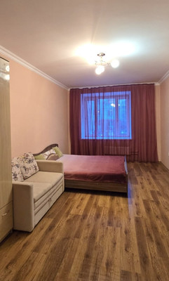 Продам однокомнатную (1-комн.) квартиру, Сибгата Хакима ул, 33, Казань г