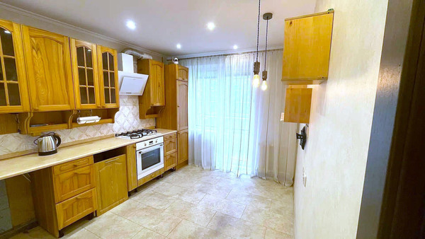 Продам двухкомнатную (2-комн.) квартиру, Генерала Толстикова ул, 41, Калининград г