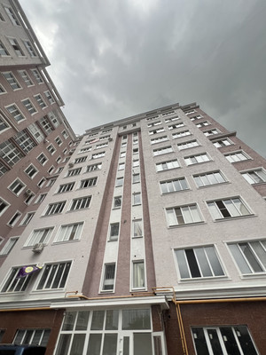 Продам трехкомнатную (3-комн.) квартиру, Атажукина ул, 12акЕ, Нальчик г