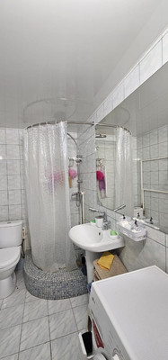 Продам двухкомнатную (2-комн.) квартиру, Казахская ул, 87/1, Ростов-на-Дону г