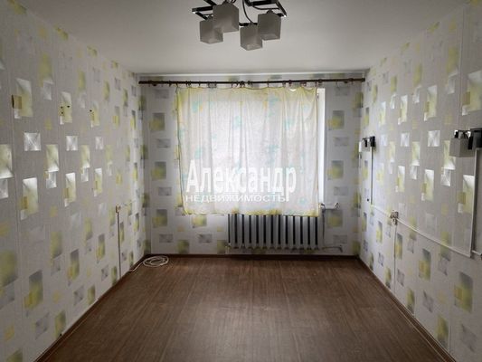 Продам трехкомнатную (3-комн.) квартиру, Им А.К.Харитонова ул, 88, Выборг г