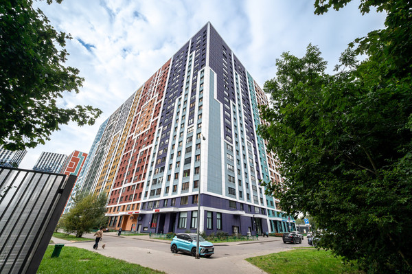 Продам трехкомнатную (3-комн.) квартиру, Старокрымская ул, 15к2, Москва г