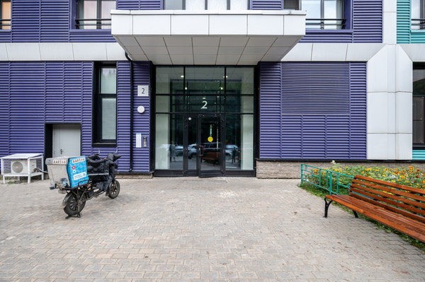 Продам трехкомнатную (3-комн.) квартиру, Старокрымская ул, 15к2, Москва г