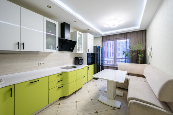 Продам трехкомнатную (3-комн.) квартиру, Старокрымская ул, 15к2, Москва г
