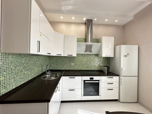 Продам двухкомнатную (2-комн.) квартиру, Чистопольская ул, 38, Казань г