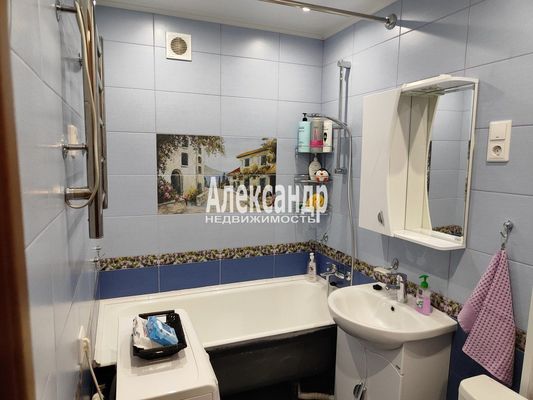 Продам однокомнатную (1-комн.) квартиру, Красноармейская ул, 35А, Ломоносов г