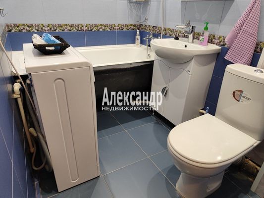 Продам однокомнатную (1-комн.) квартиру, Красноармейская ул, 35А, Ломоносов г