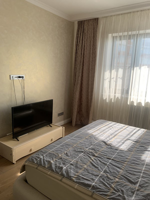 Продам многокомнатную квартиру, Жулебинский б-р, 5, Москва г