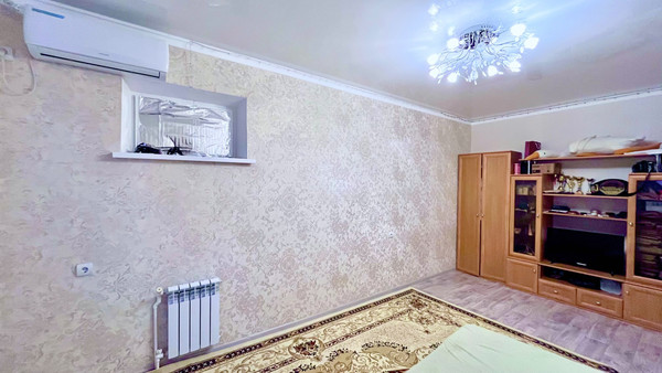 Продам однокомнатную (1-комн.) квартиру, Аксакова ул, 16, Астрахань г