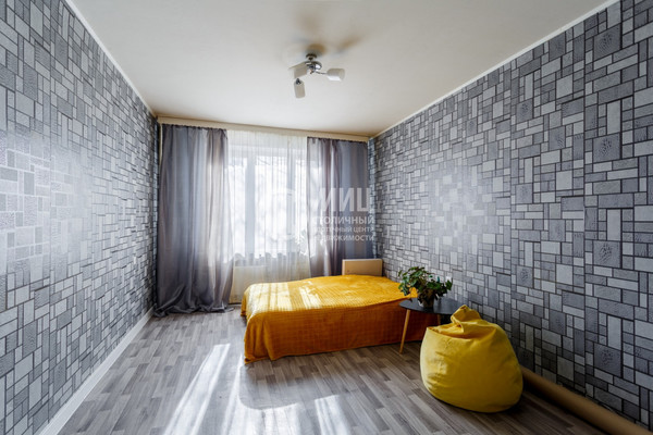 Продам двухкомнатную (2-комн.) квартиру, к200Б, Зеленоград г