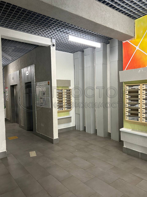 Продам однокомнатную (1-комн.) квартиру, Муравская ул, 42к1, Москва г