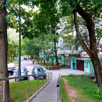 Продам трехкомнатную (3-комн.) квартиру, Днепропетровская ул, 3к1, Москва г