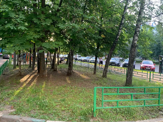 Продам трехкомнатную (3-комн.) квартиру, Днепропетровская ул, 3к1, Москва г