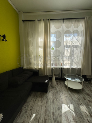 Продам трехкомнатную (3-комн.) квартиру, Тихвинский пер, 11, Москва г