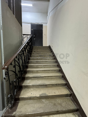Продам трехкомнатную (3-комн.) квартиру, Тихвинский пер, 11, Москва г