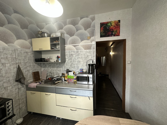 Продам двухкомнатную (2-комн.) квартиру, Розы Люксембург ул, 25, Иркутск г