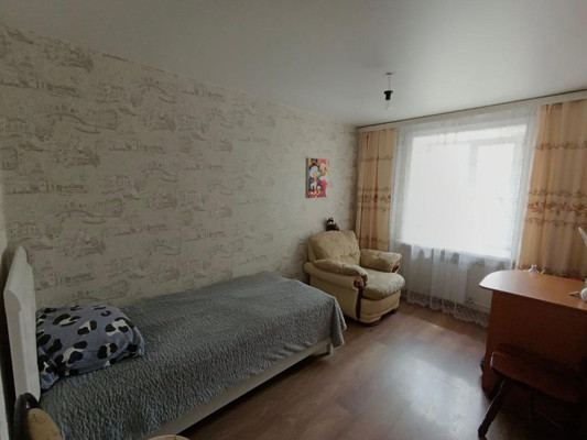 Продам трехкомнатную (3-комн.) квартиру, Шмидта ул, 20, Иркутск г