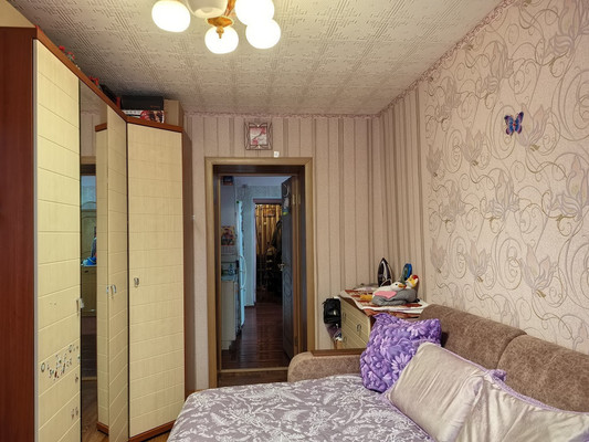 Продам комнату в 4-комн. квартире, Воровского ул, 3/3, Раменское г