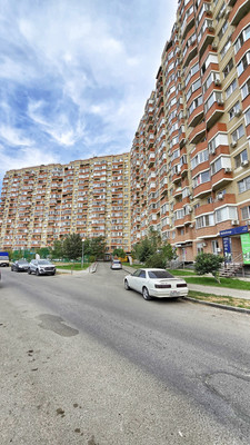 Продам однокомнатную (1-комн.) квартиру, Командорская ул, 3к2, Краснодар г