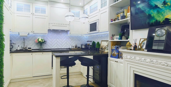 Продам трехкомнатную (3-комн.) квартиру, Рублёвское ш, 70к7, Москва г