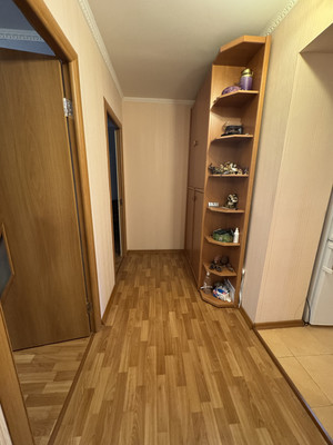 Продам трехкомнатную (3-комн.) квартиру, Залесская ул, 80, Симферополь г