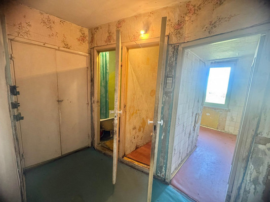 Продам двухкомнатную (2-комн.) квартиру, Бухарестская ул, 67, Санкт-Петербург г