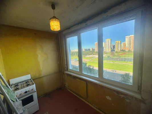 Продам двухкомнатную (2-комн.) квартиру, Бухарестская ул, 67, Санкт-Петербург г