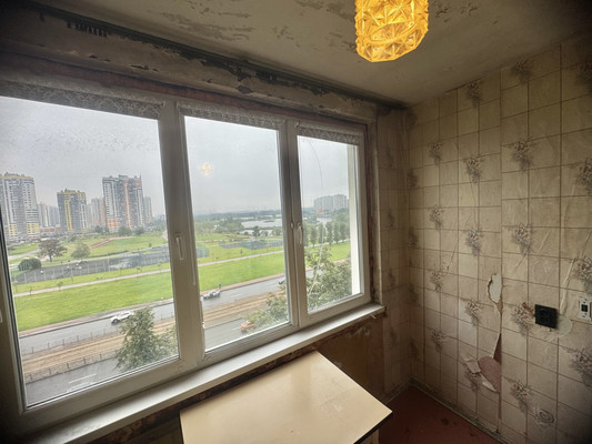 Продам двухкомнатную (2-комн.) квартиру, Бухарестская ул, 67, Санкт-Петербург г